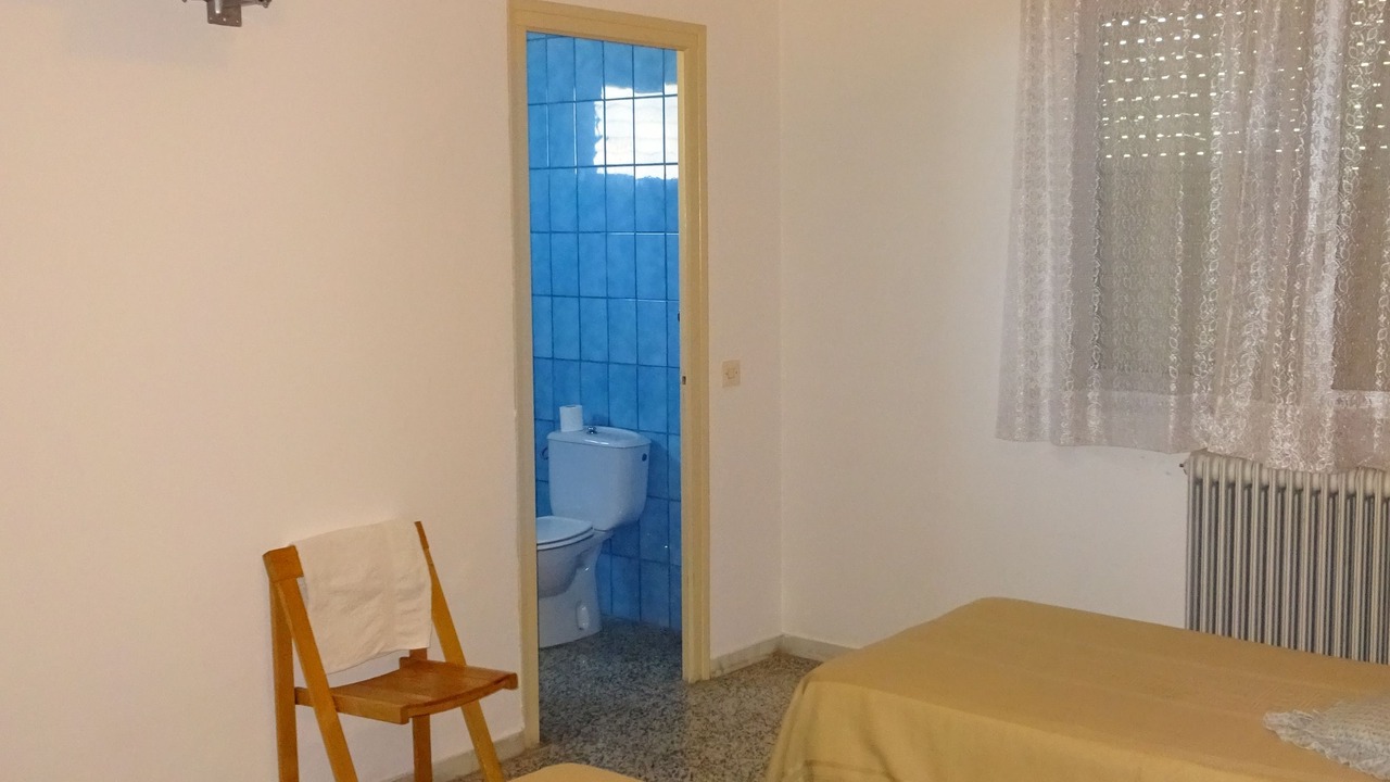 Photo of Bathroom in Algerri