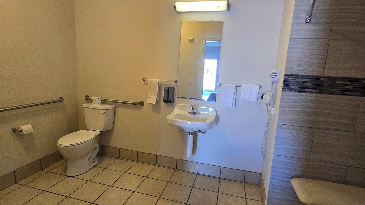 Photo of Bathroom in Whitesboro