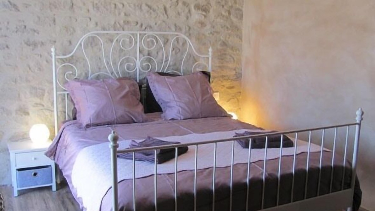 Photo of Bedroom in Pauligne