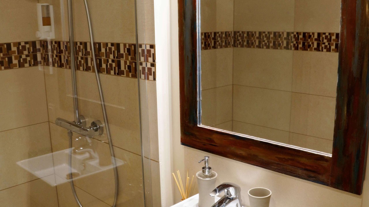 Photo of Bathroom in Fenols