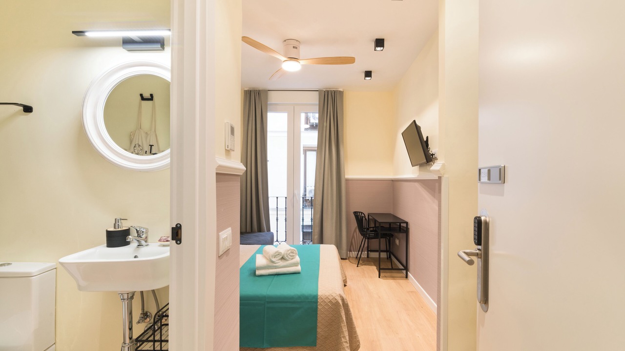 Photo of Bedroom in Literary Quarter