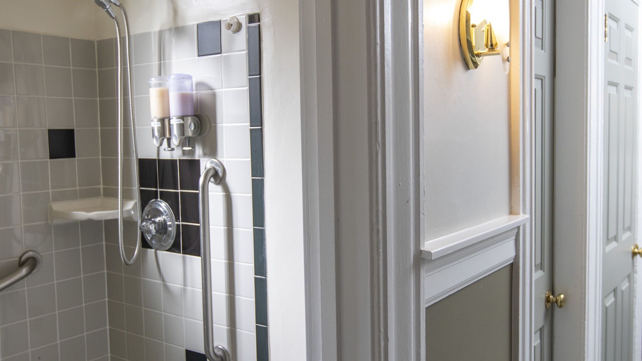 Photo of Others in Hayes Valley