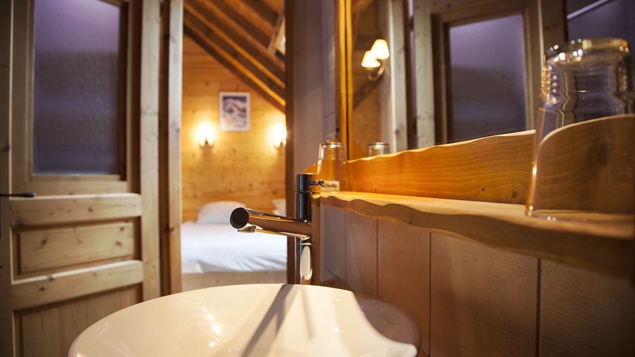 Photo of Others in Mercury