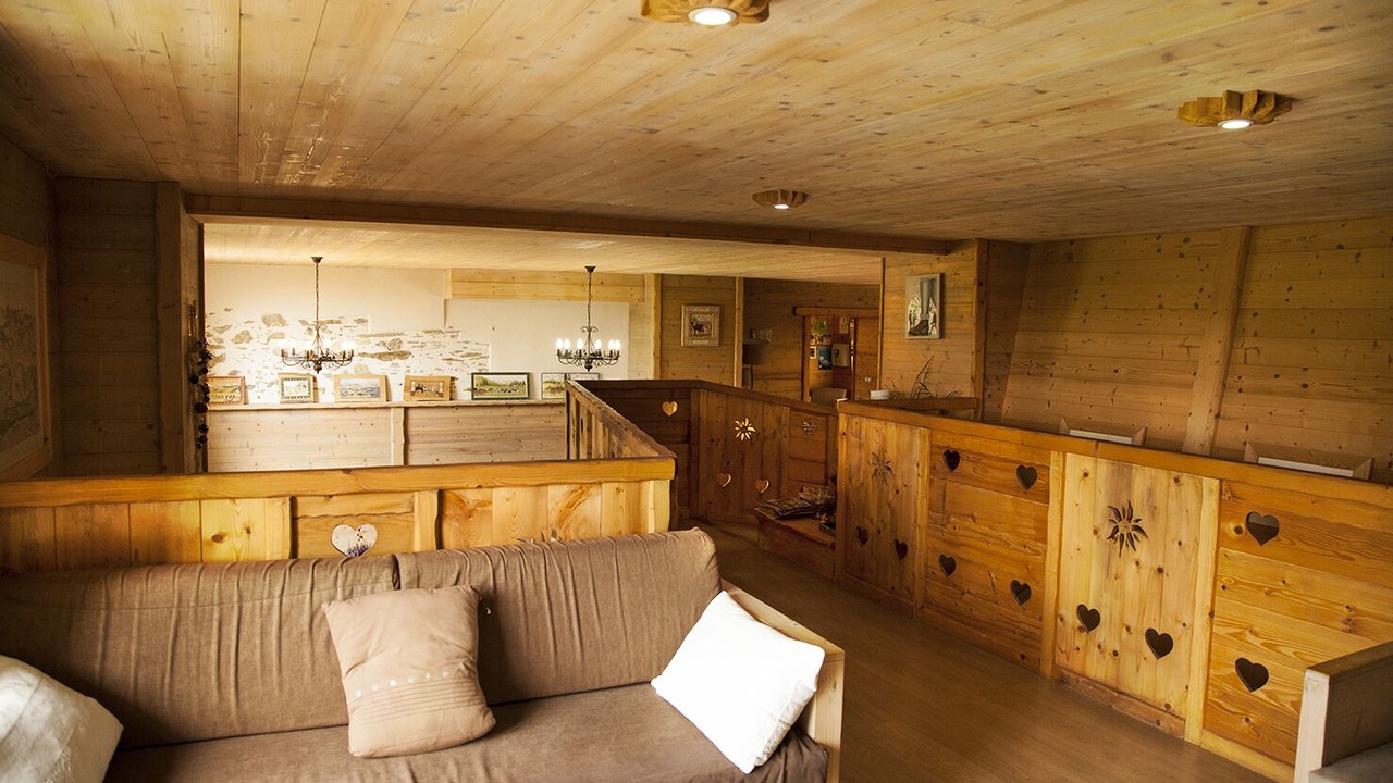 Photo of Others in Mercury