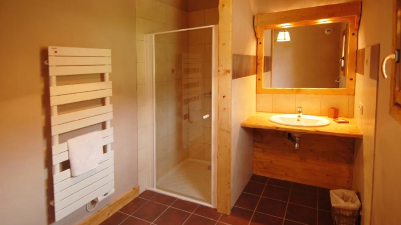 Photo of Bathroom in Mercury