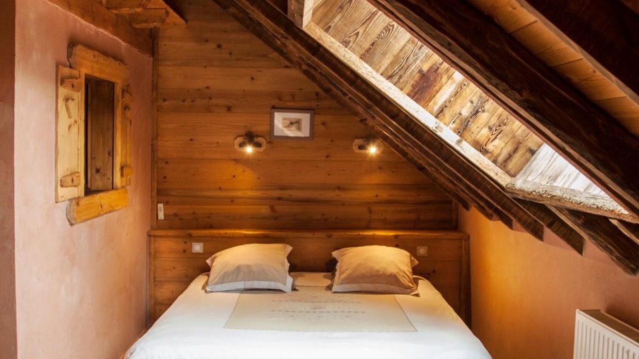 Photo of Others in Mercury