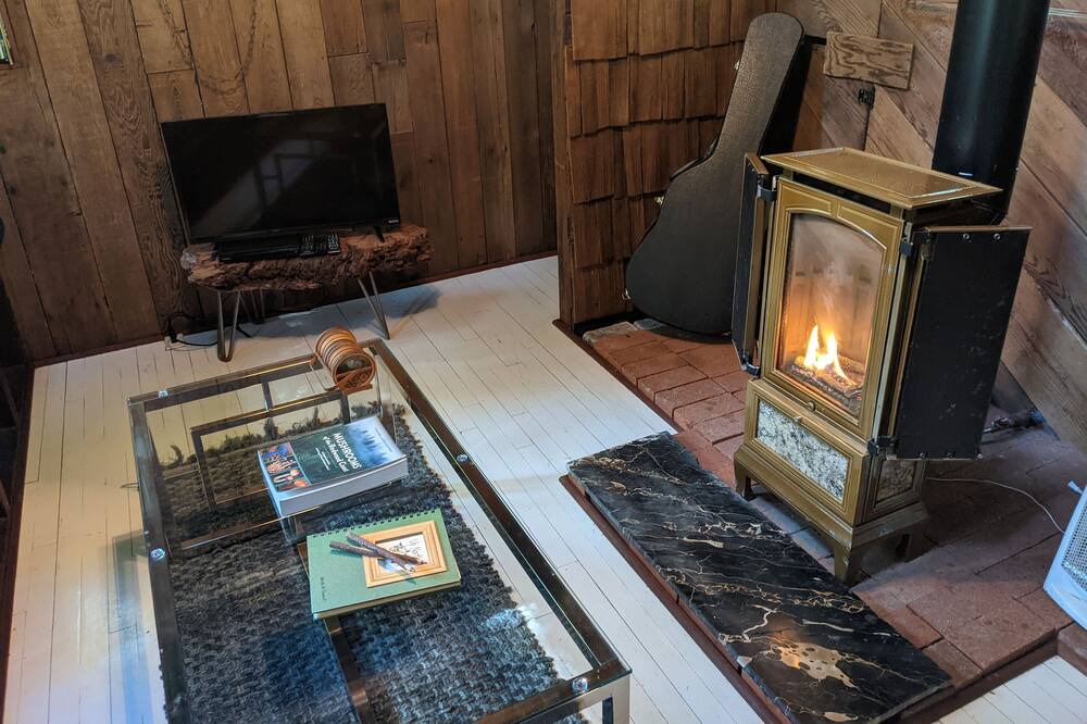 Photo of Livingroom in Fieldbrook