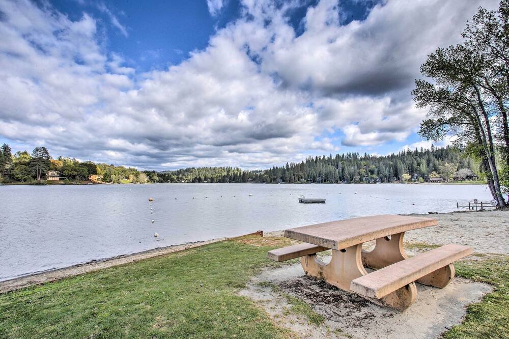 Photo of Outdoor in Groveland