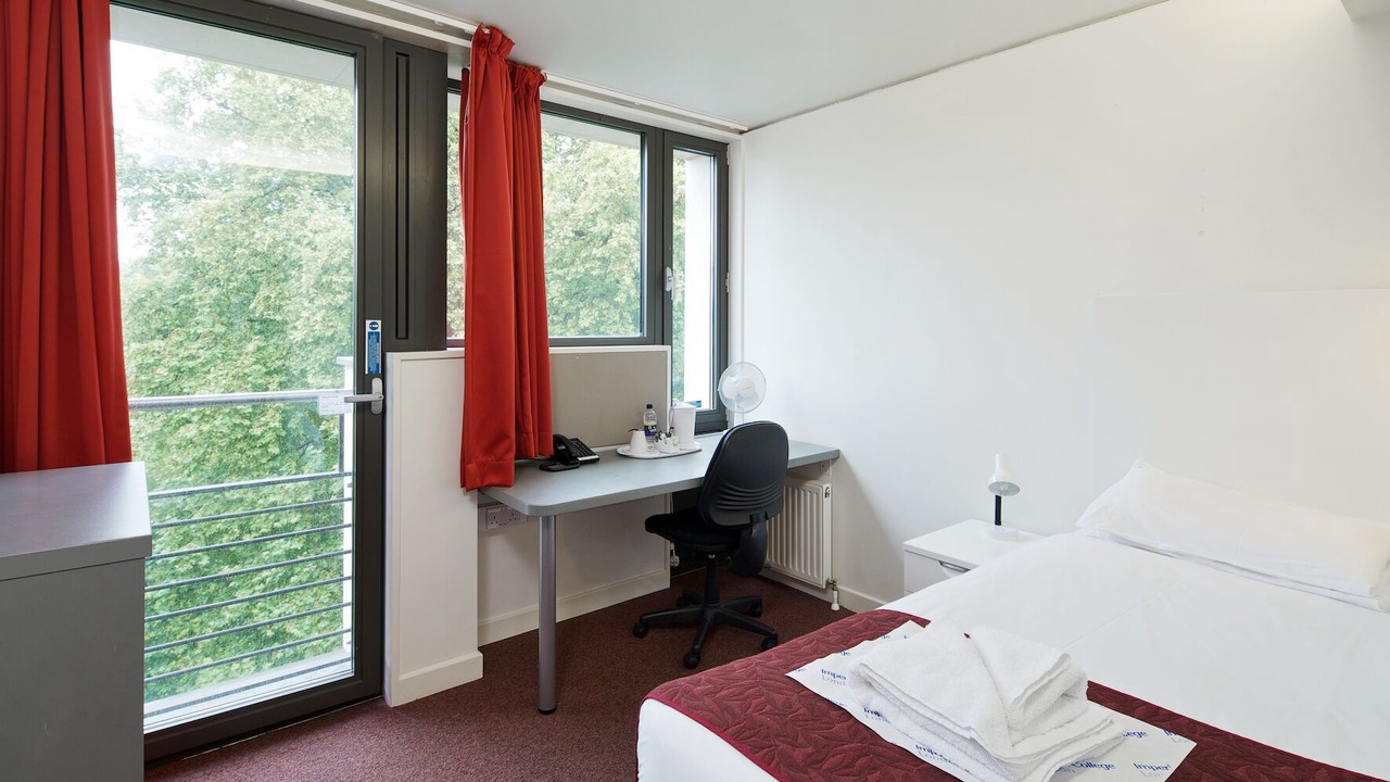 Photo of Bedroom in Knightsbridge and Belgravia