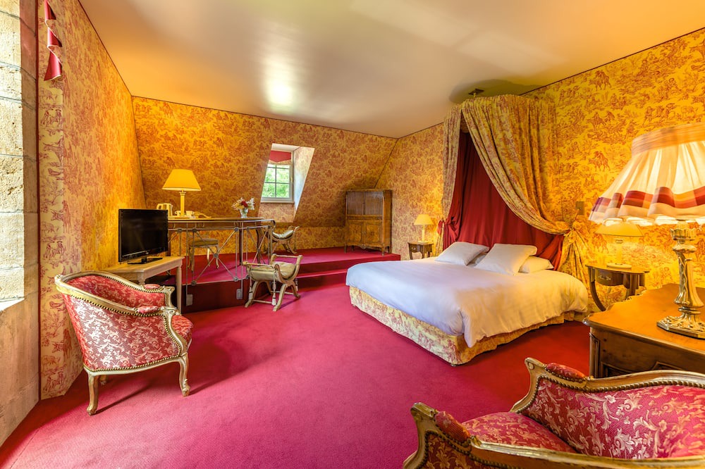 Photo of Bedroom in Cubry
