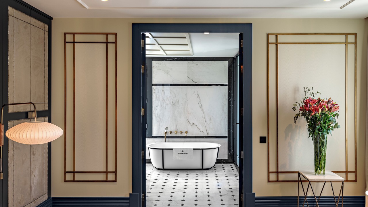 Photo of Bathroom in Literary Quarter