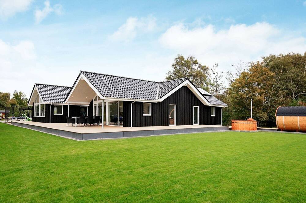 Photo of Outdoor in Reersø