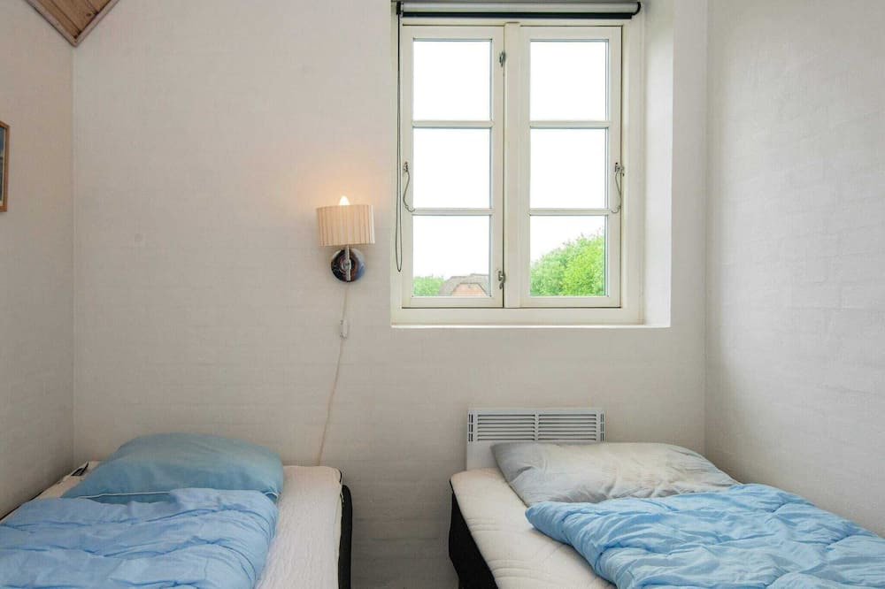 Photo of Others in Øby