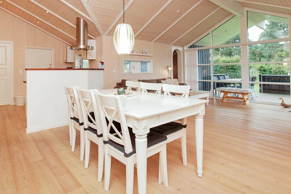 Photo of Others in Horve