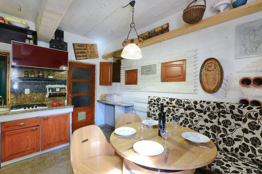Photo of Kitchen in Banj