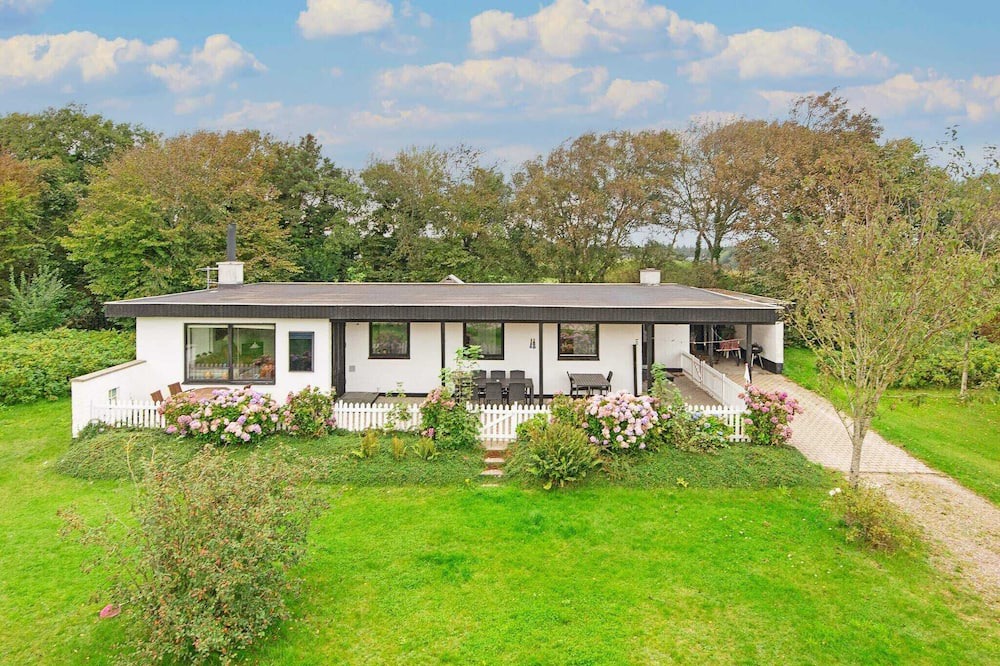 Photo of Outdoor in Remmer Strand