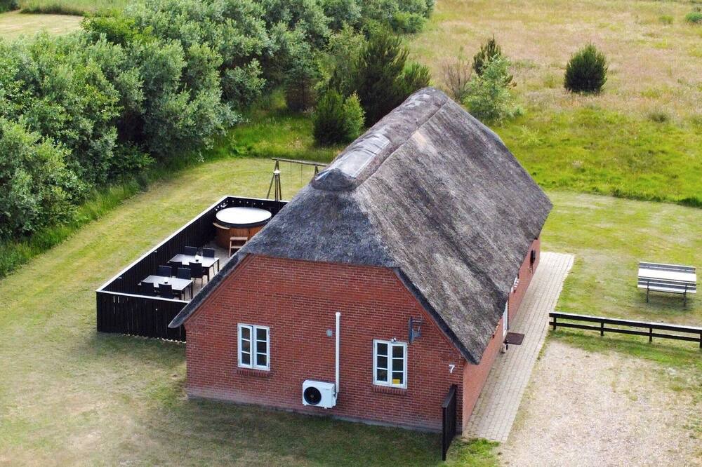 Photo of Outdoor in Øby