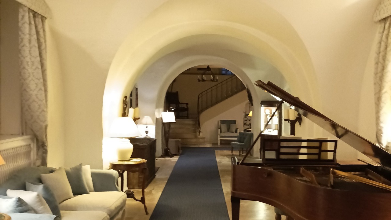 Photo of Others in Floure