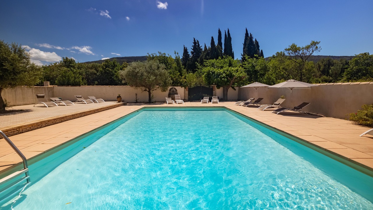 Photo of Outdoor in Floure