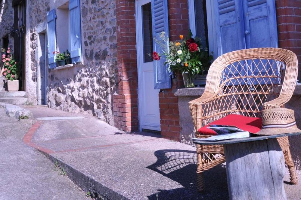 Photo of Outdoor in Ambierle