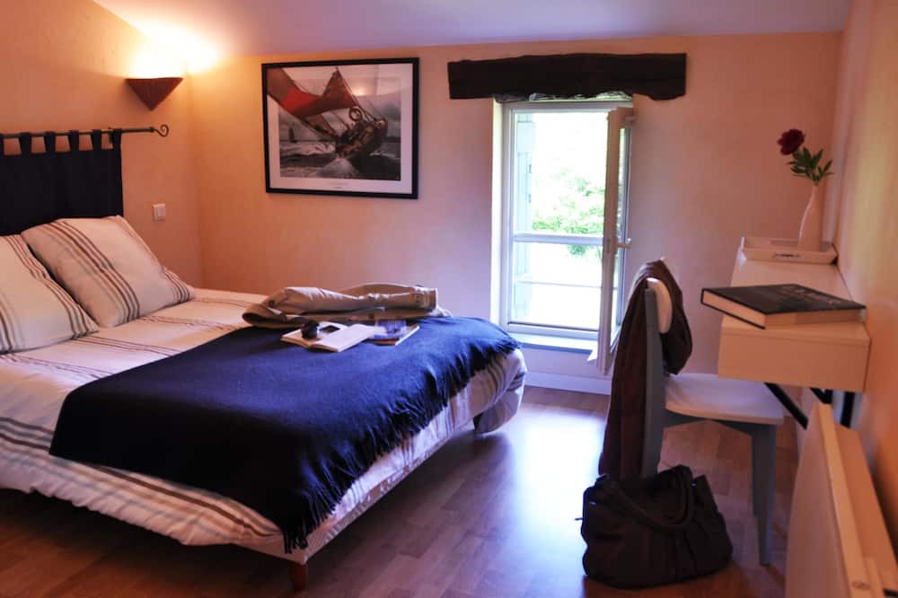 Photo of Bedroom in Ambierle