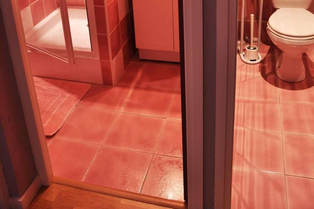 Photo of Bathroom in Ambierle