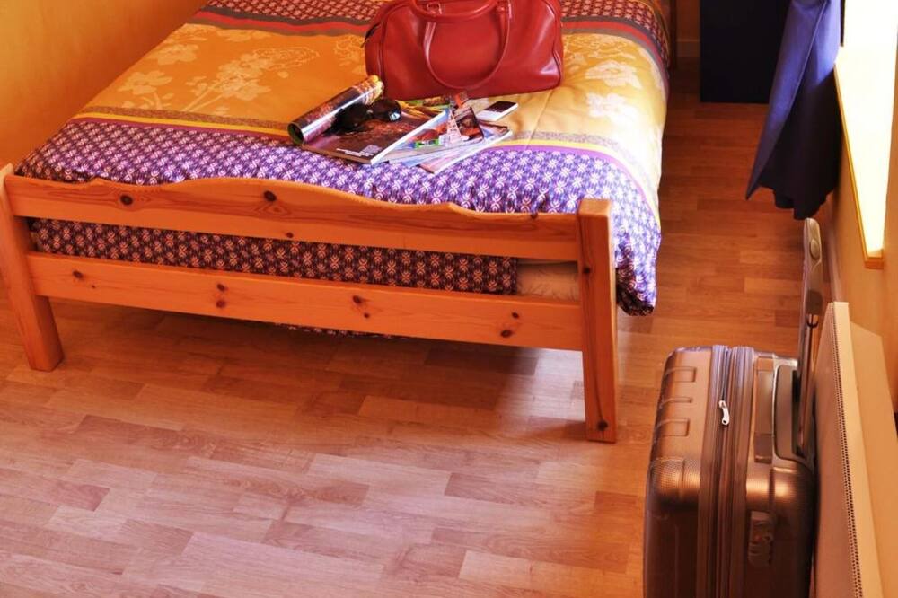 Photo of Bedroom in Ambierle