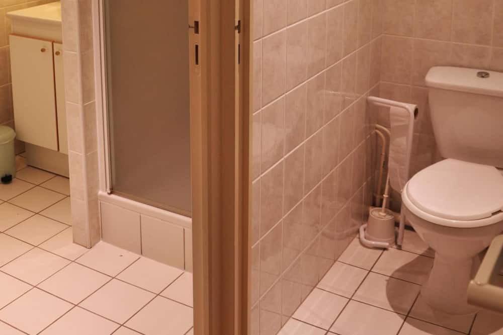 Photo of Bathroom in Ambierle