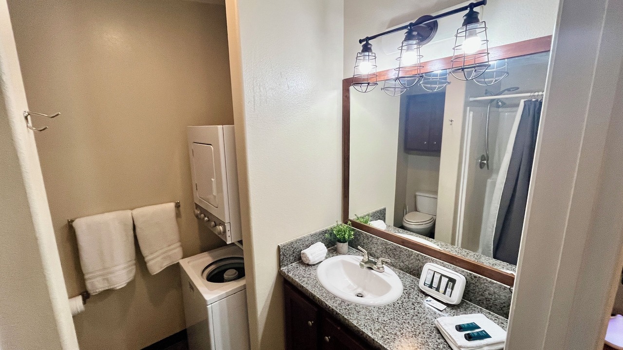 Photo of Bathroom in Lake Jackson