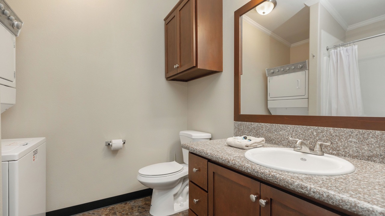 Photo of Bathroom in Lake Jackson