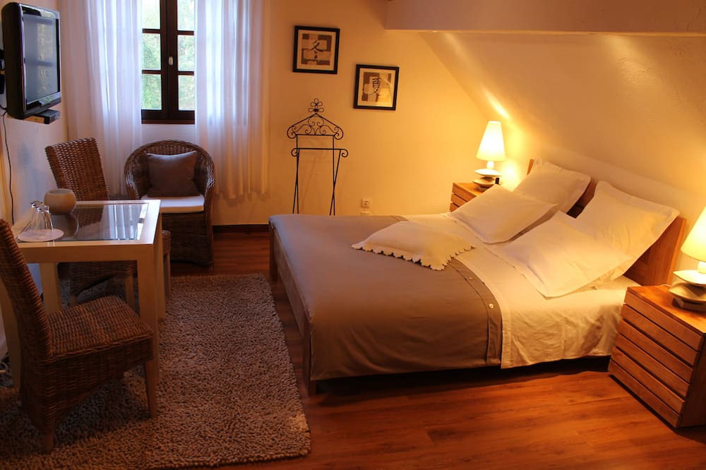 Photo of Bedroom in Lamotte-Beuvron