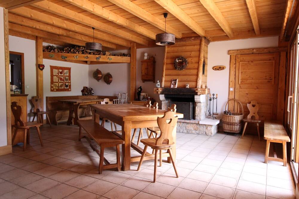 Photo of Livingroom in Saint-Eustache