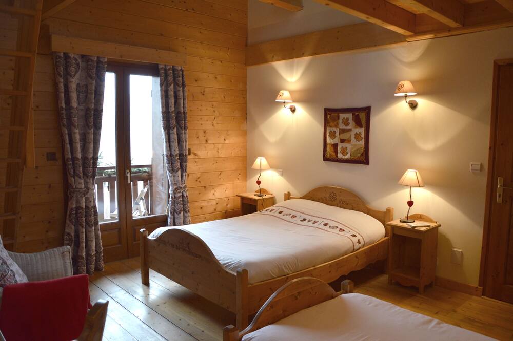 Photo of Bedroom in Saint-Eustache