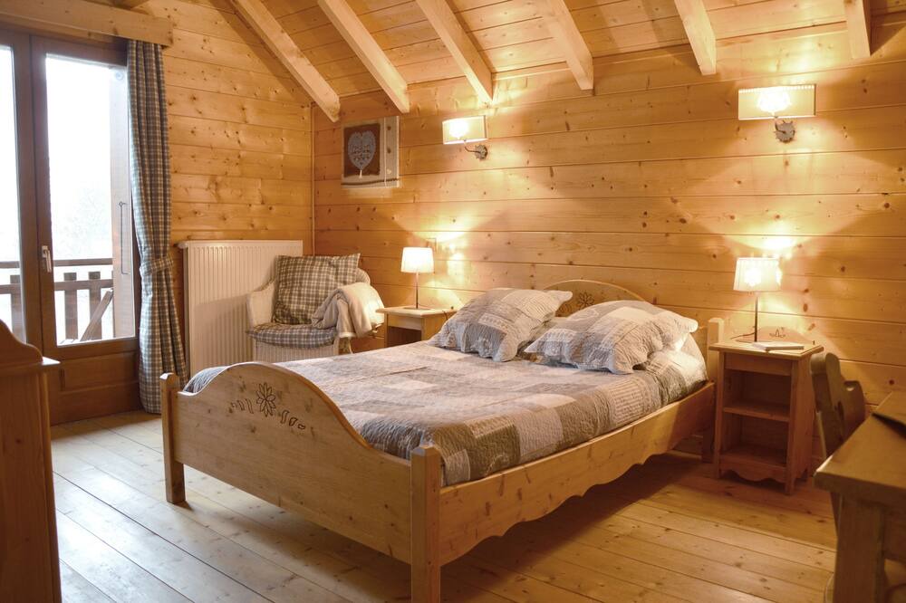 Photo of Bedroom in Saint-Eustache