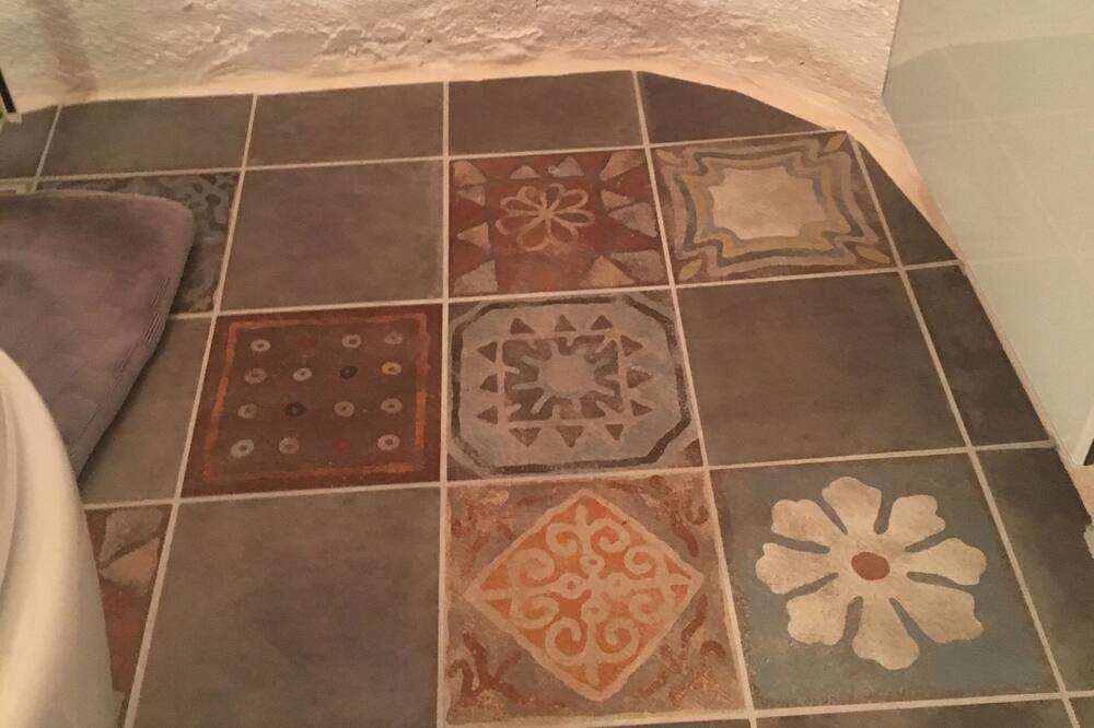 Photo of Bathroom in Gien