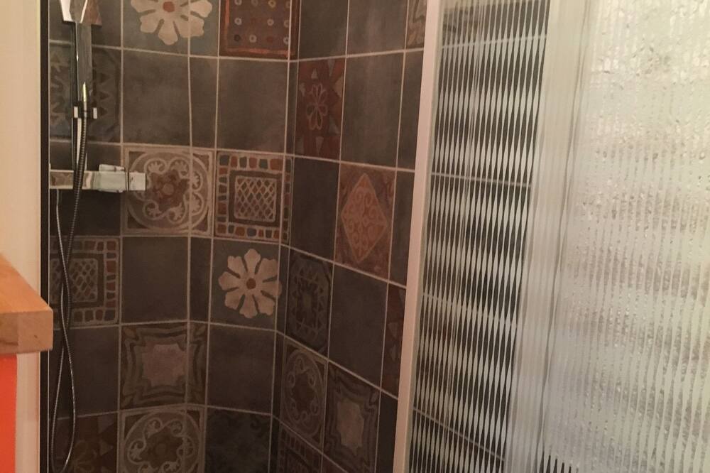 Photo of Bathroom in Gien
