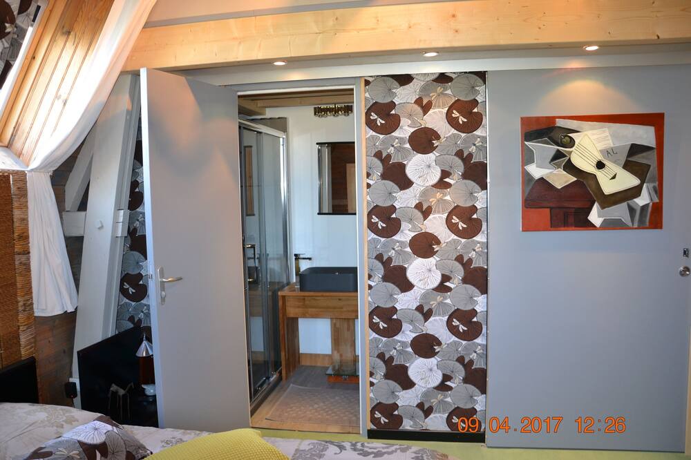 Photo of Bedroom in Gien