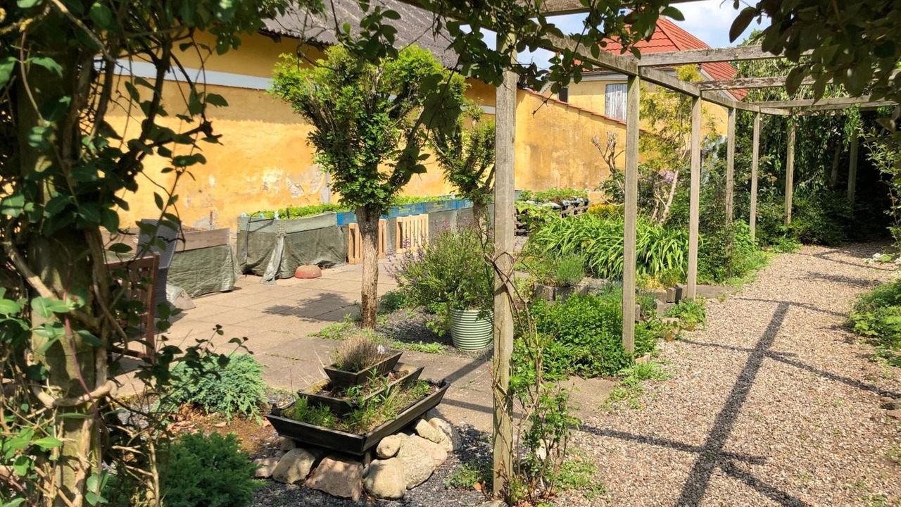 Photo of Outdoor in Mandoe