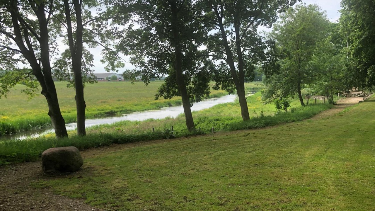 Photo of Outdoor in Mandoe