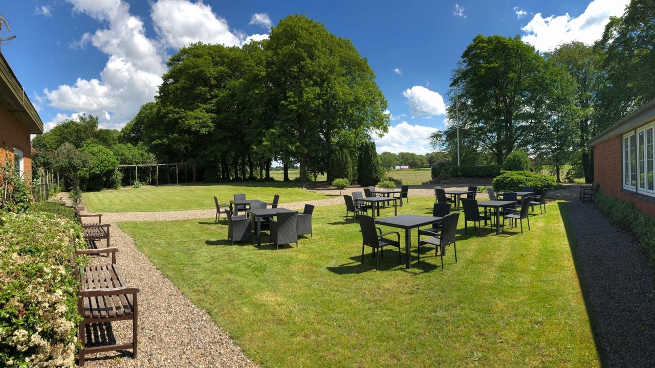 Photo of Outdoor in Mandoe