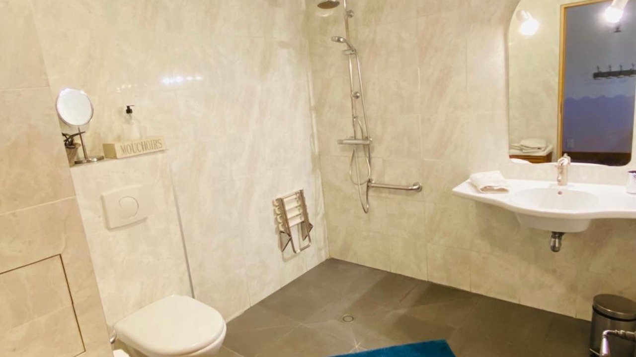 Photo of Others in Crevecoeur-sur-lEscaut