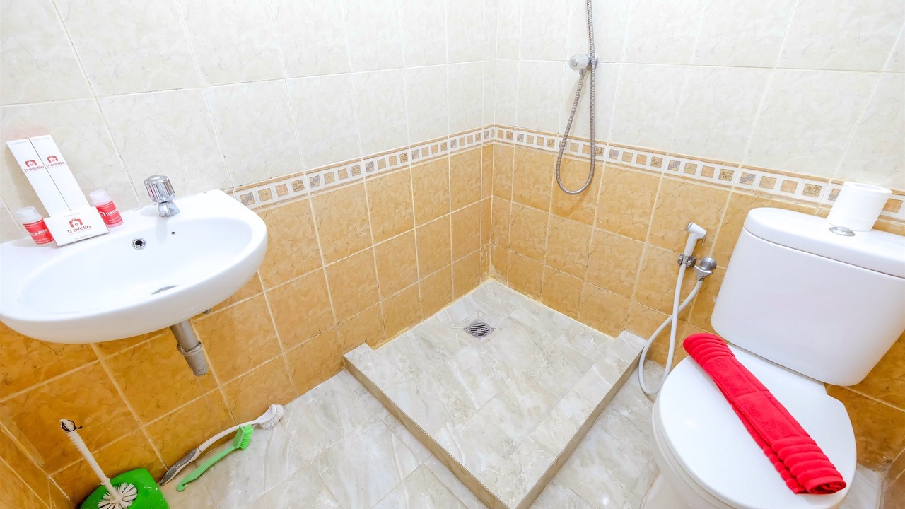 Photo of Bathroom in Central Jakarta