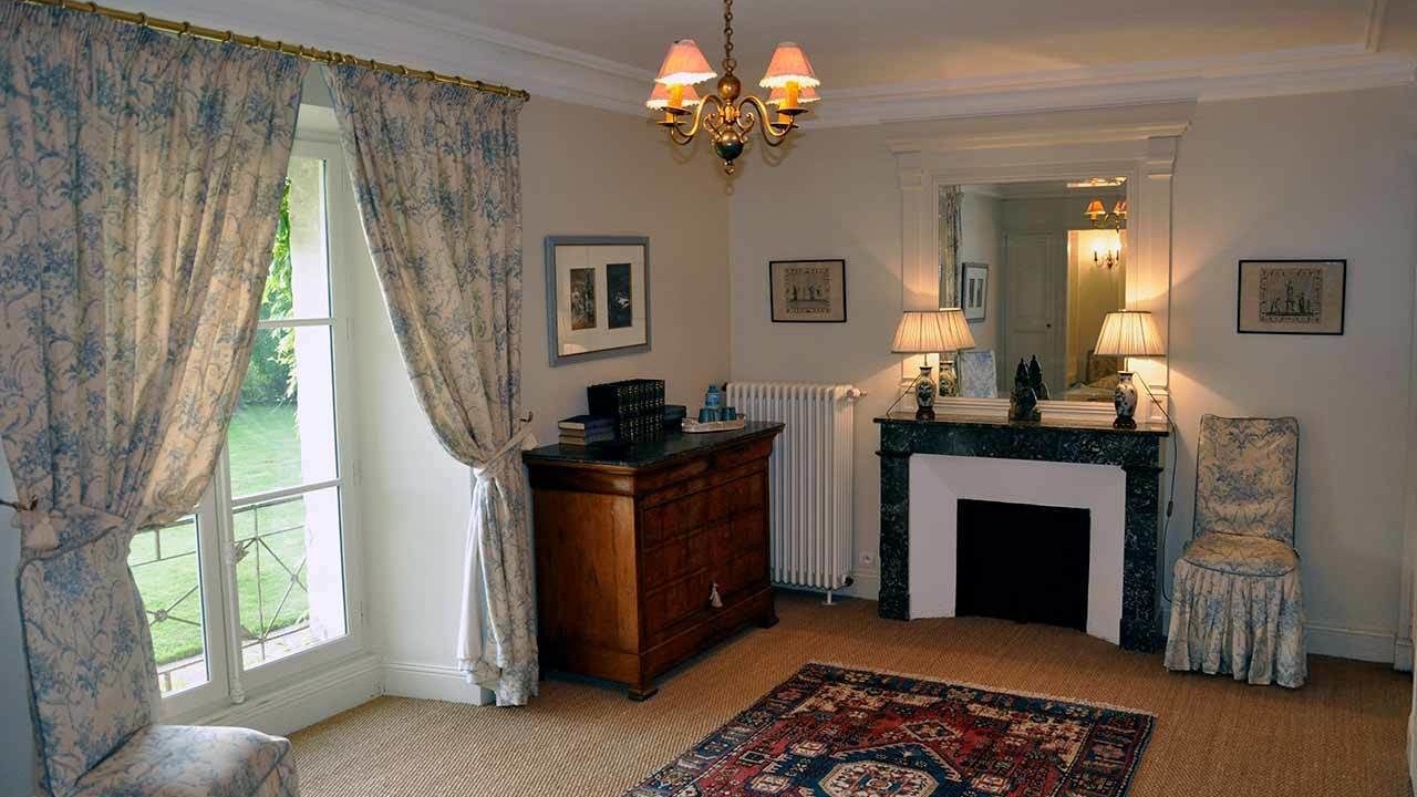 Photo of Bedroom in Ballan-Mire