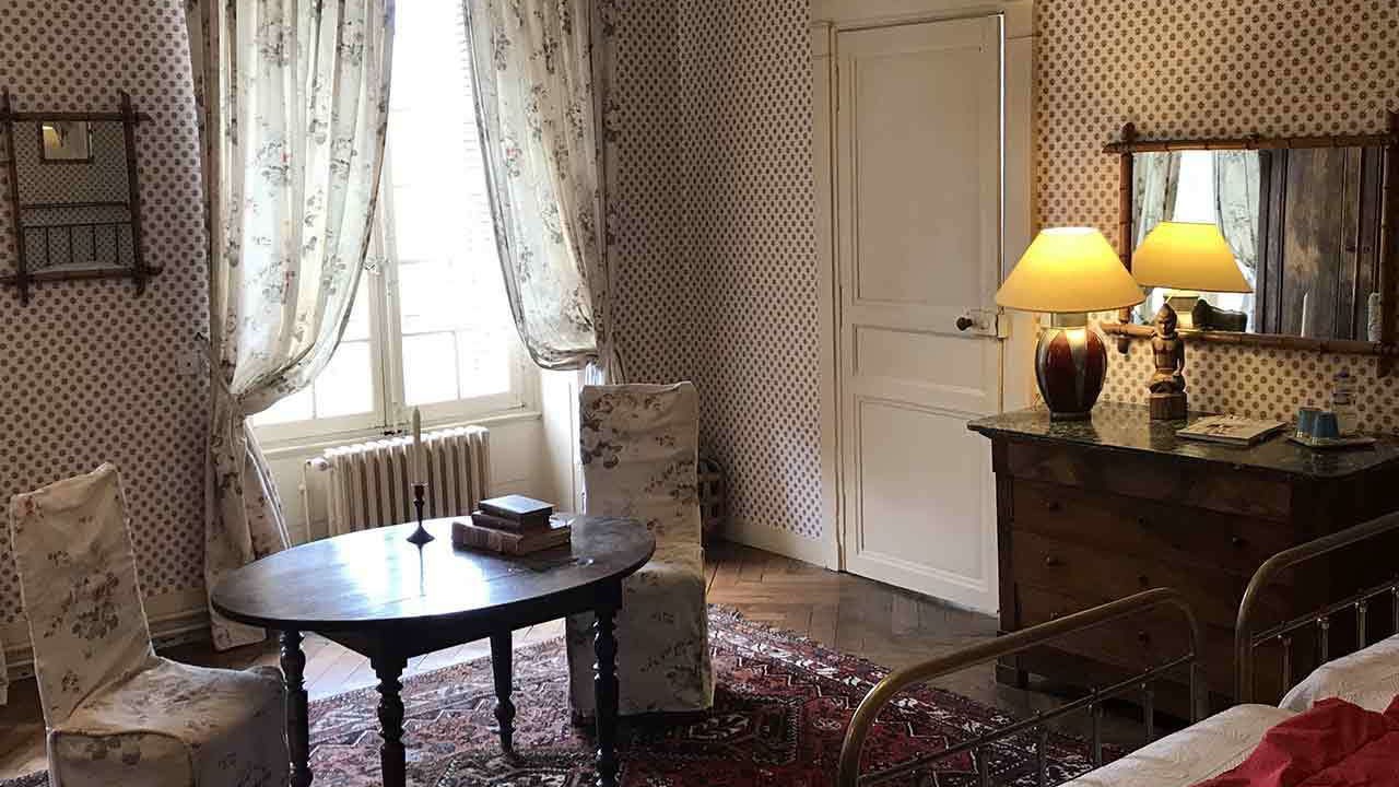 Photo of Bedroom in Ballan-Mire