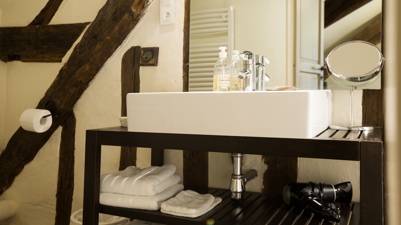 Photo of Bathroom in Vouvray