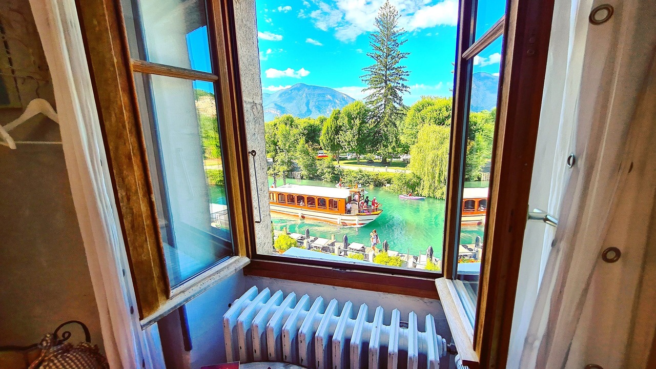 Photo of Others in Chanaz