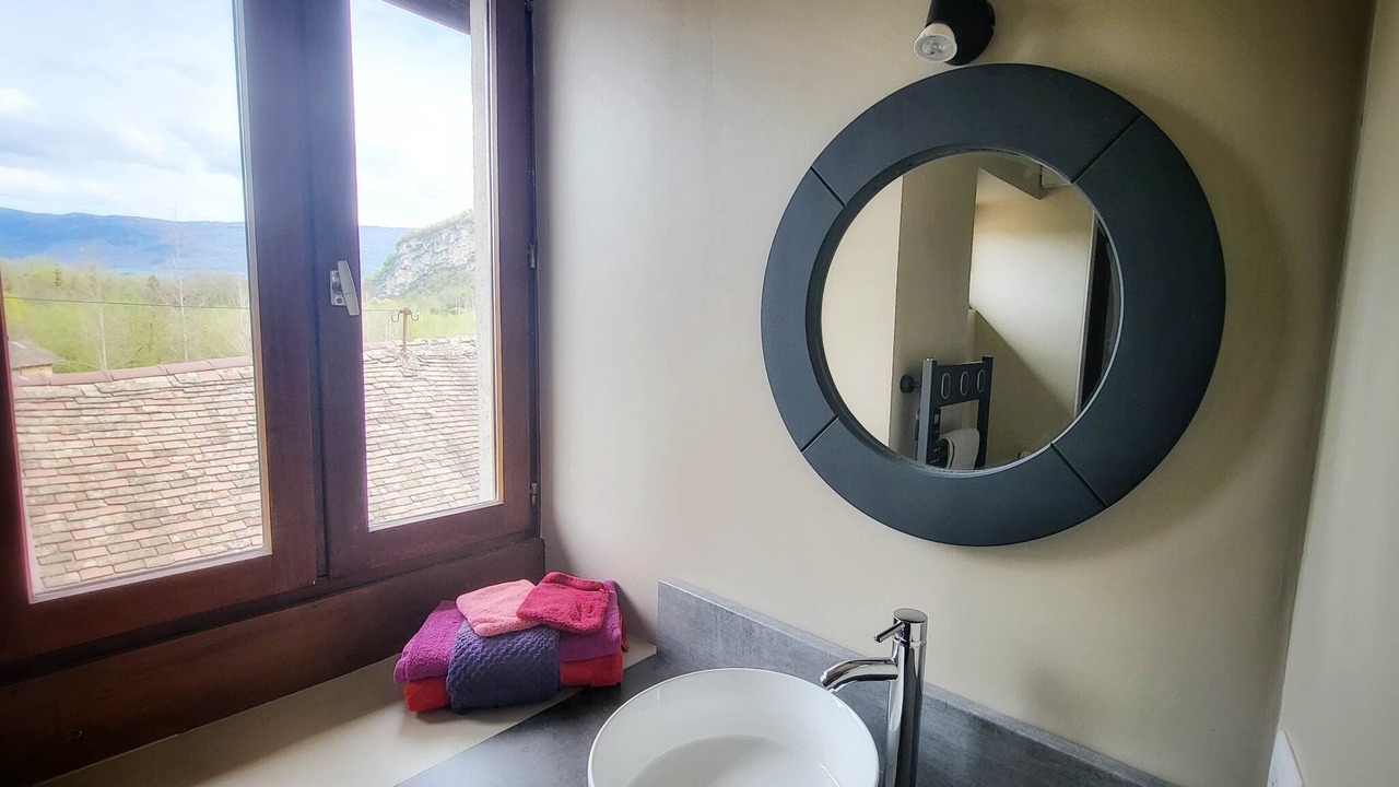 Photo of Bathroom in Chanaz