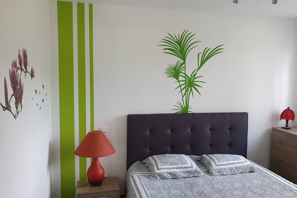 Photo of Others in Orgon