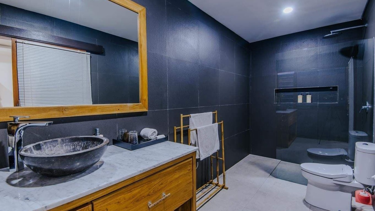 Photo of Others in Mushroom Bay