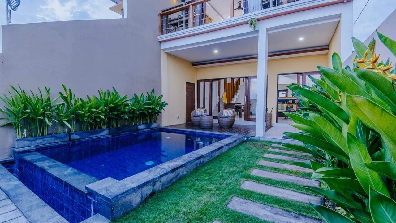 Photo of Outdoor in Mushroom Bay